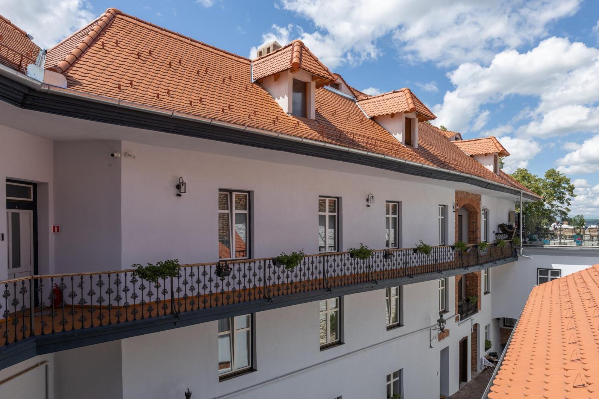Magister Seven Bed and Breakfast Sibiu Exteriör bild