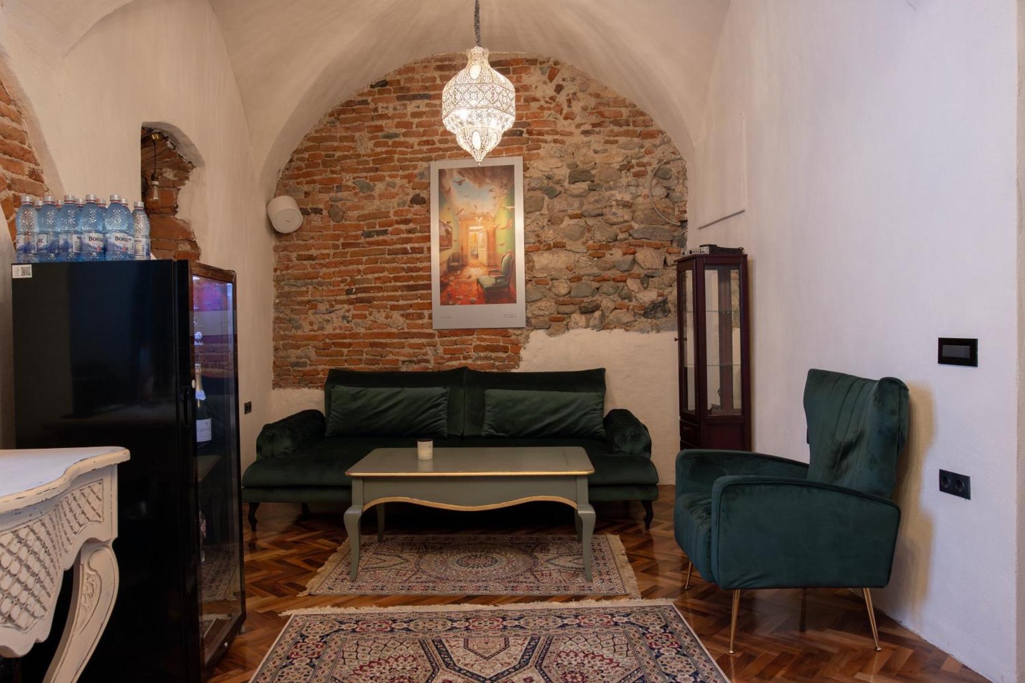 Magister Seven Bed and Breakfast Sibiu Exteriör bild