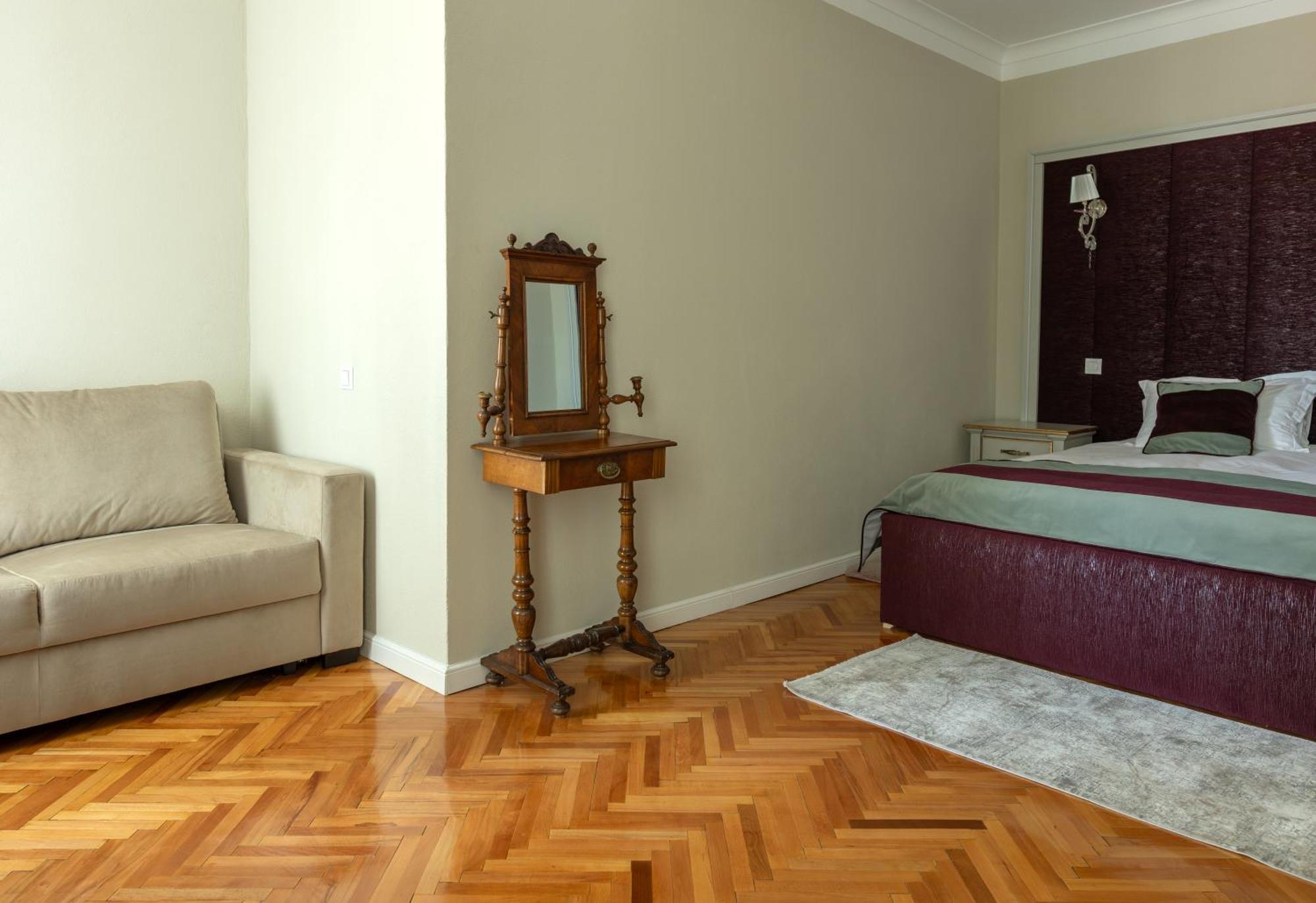 Magister Seven Bed and Breakfast Sibiu Exteriör bild