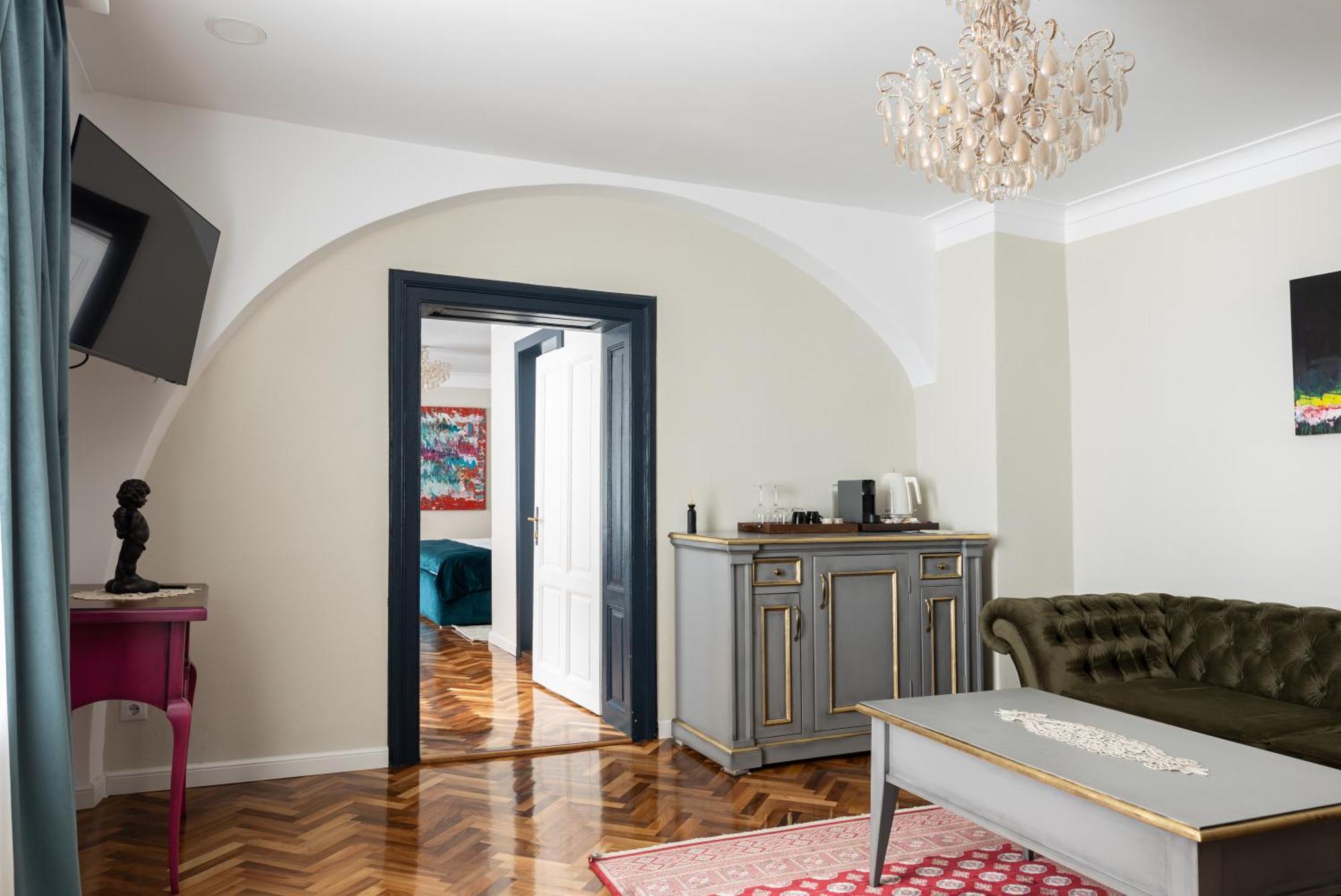 Magister Seven Bed and Breakfast Sibiu Exteriör bild
