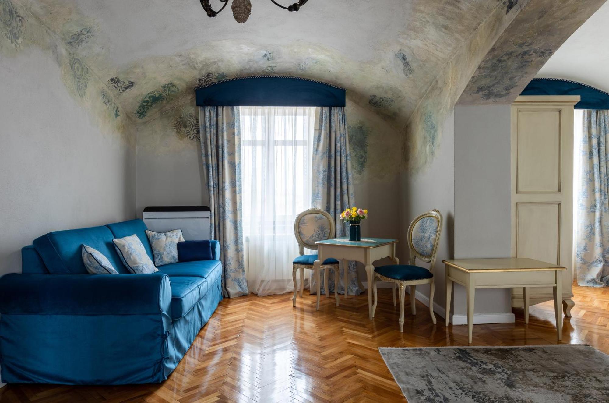 Magister Seven Bed and Breakfast Sibiu Exteriör bild