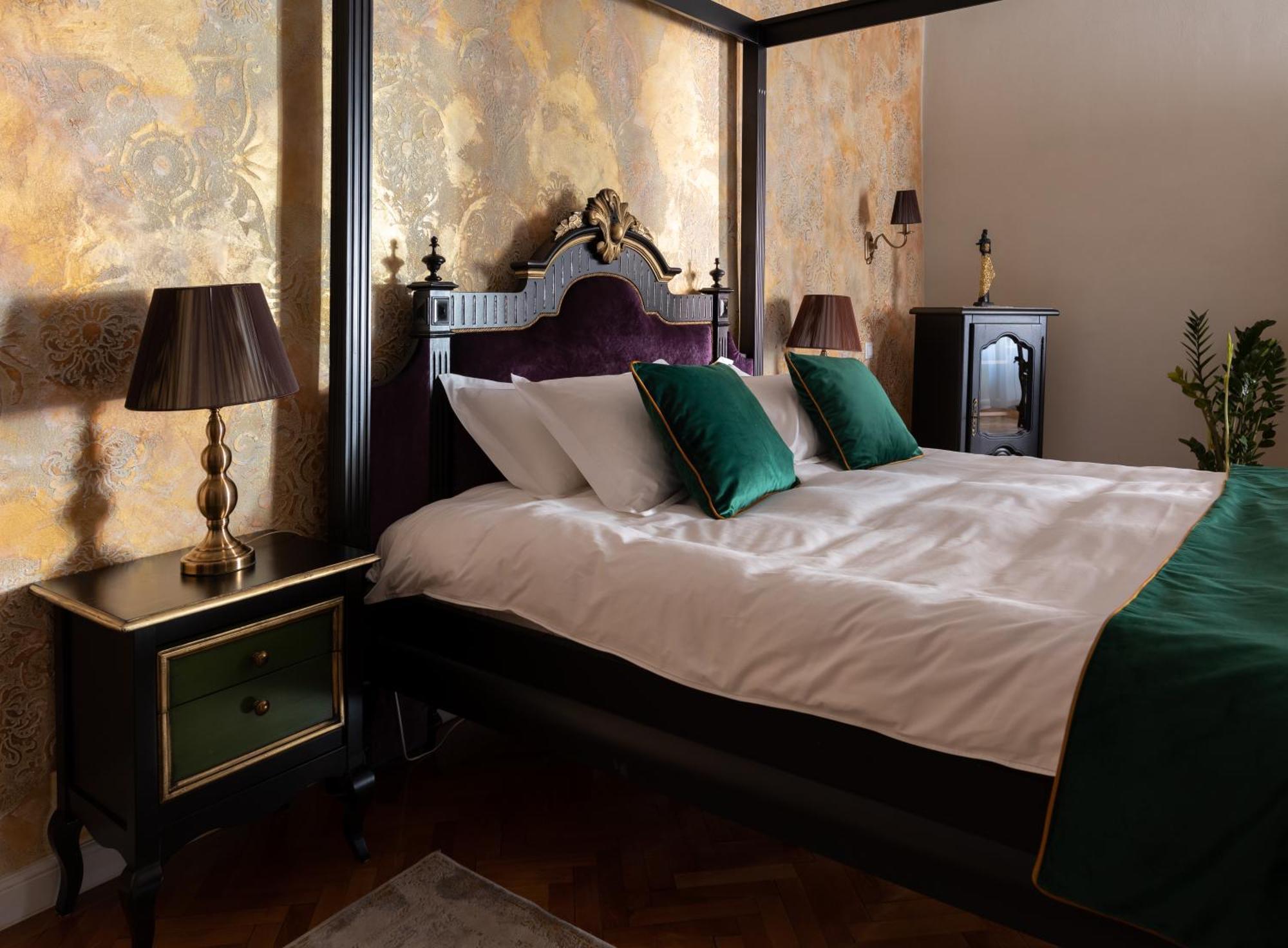 Magister Seven Bed and Breakfast Sibiu Exteriör bild